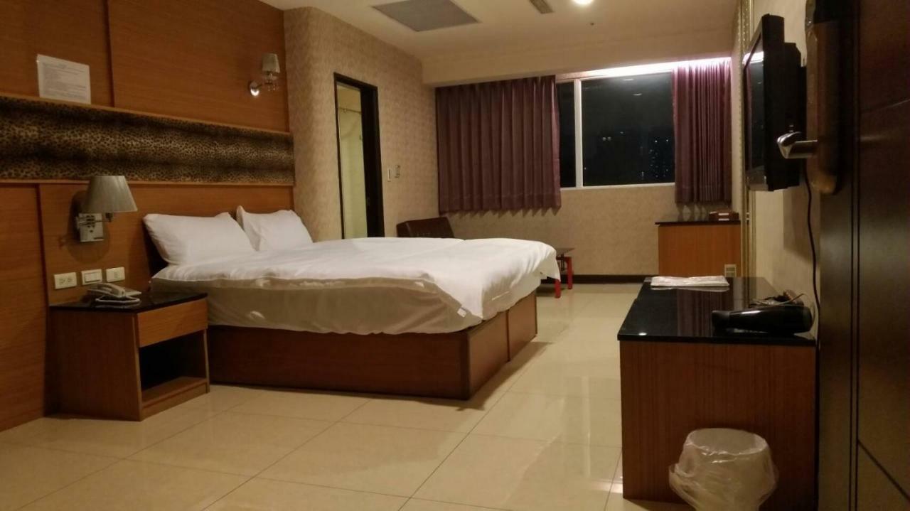 Schoen Hotel Cao Hùng Ngoại thất bức ảnh